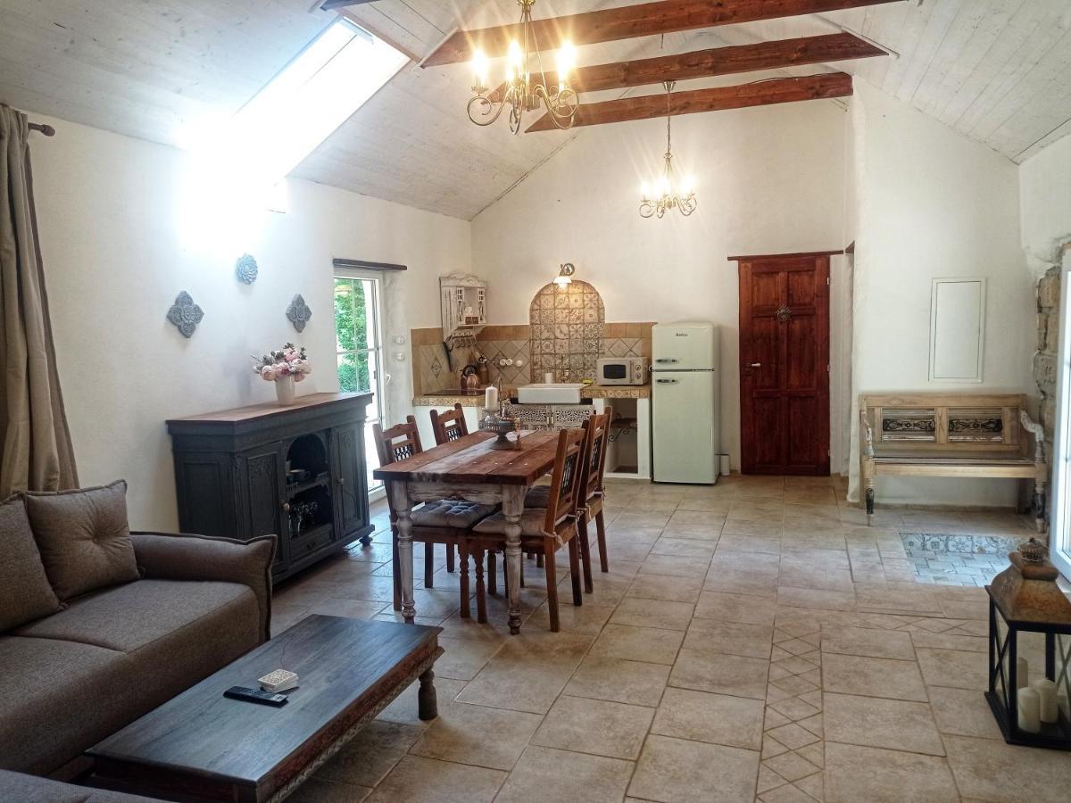 Bungalov Trapani Ruzova Buitenkant foto